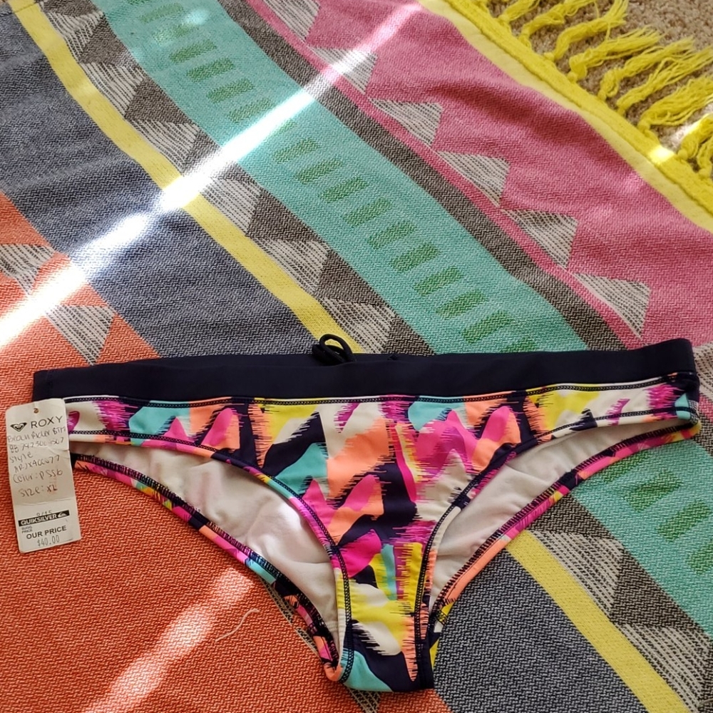 Nwt Roxy Beach rider swim bottom size xl